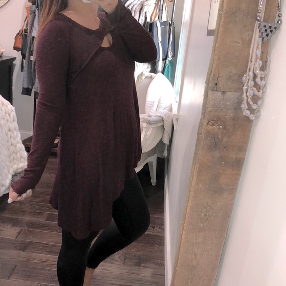1.4.3. Story by line up small burgundy cozy top - Picture 2 of 6